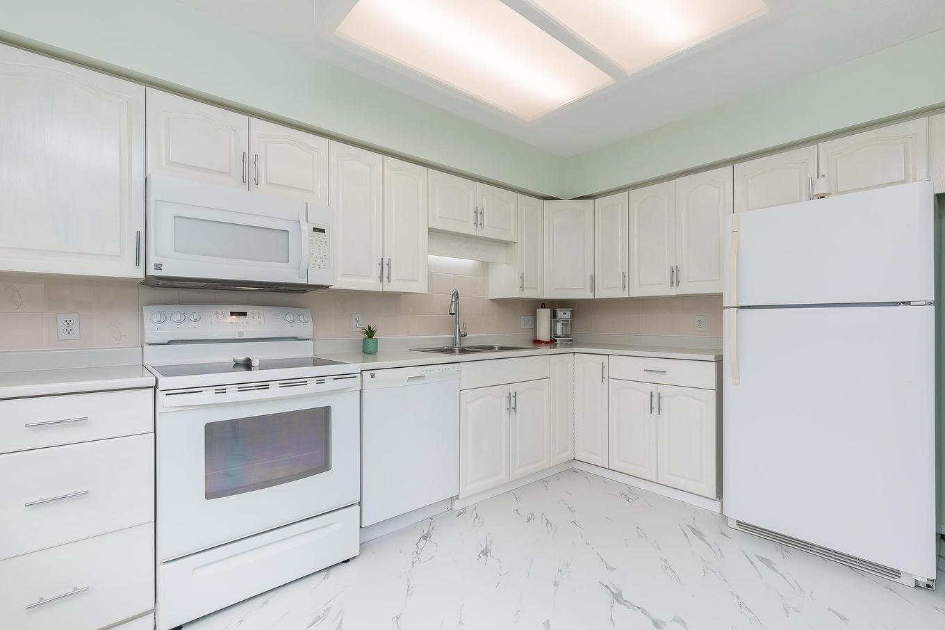 904-3150 Gladwin Road, Abbotsford, BC