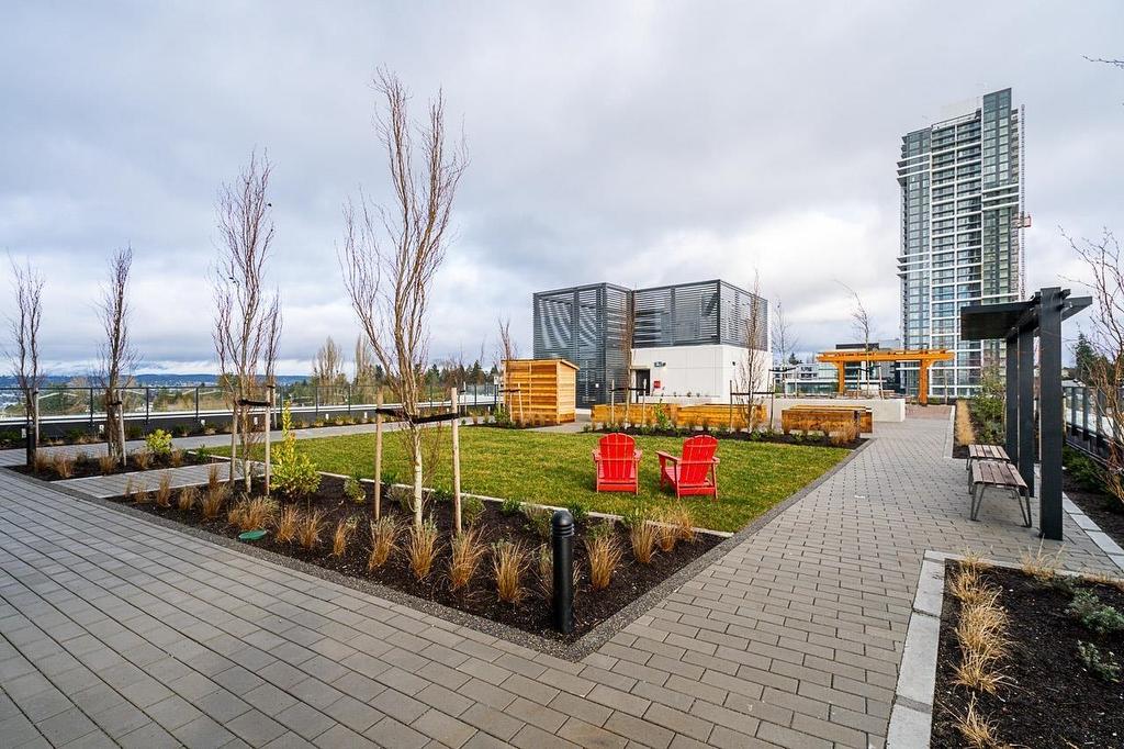 2708-10750 135A Street, Surrey, BC