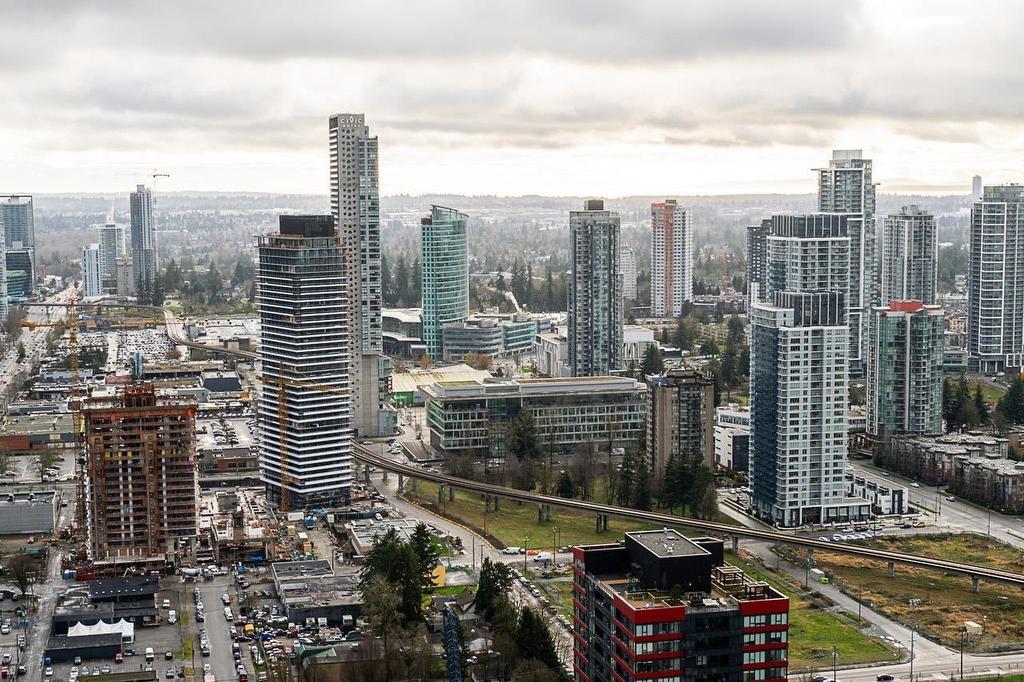 2708-10750 135A Street, Surrey, BC