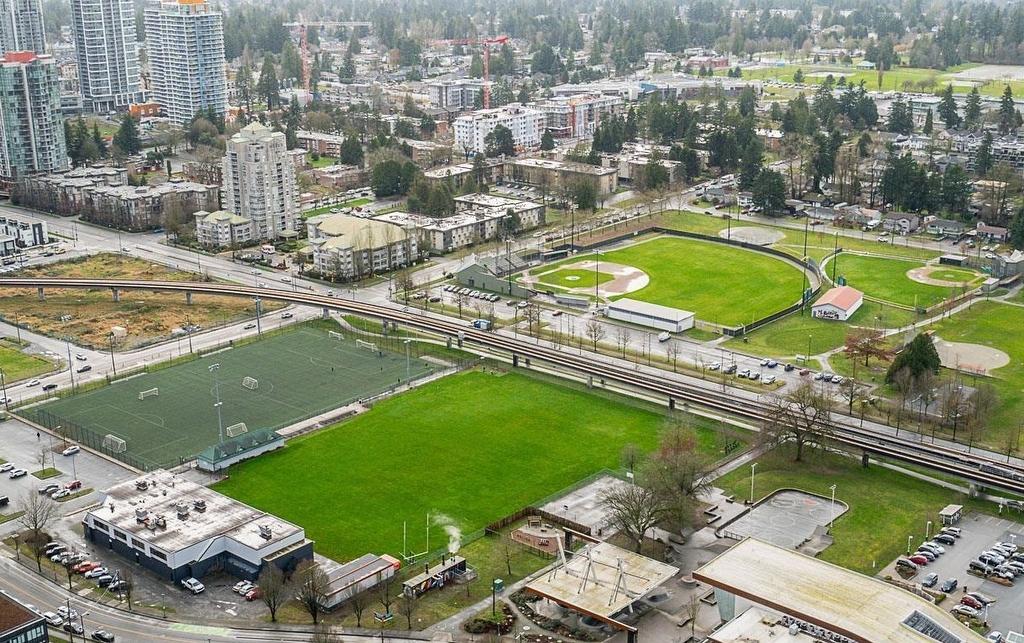 2708-10750 135A Street, Surrey, BC