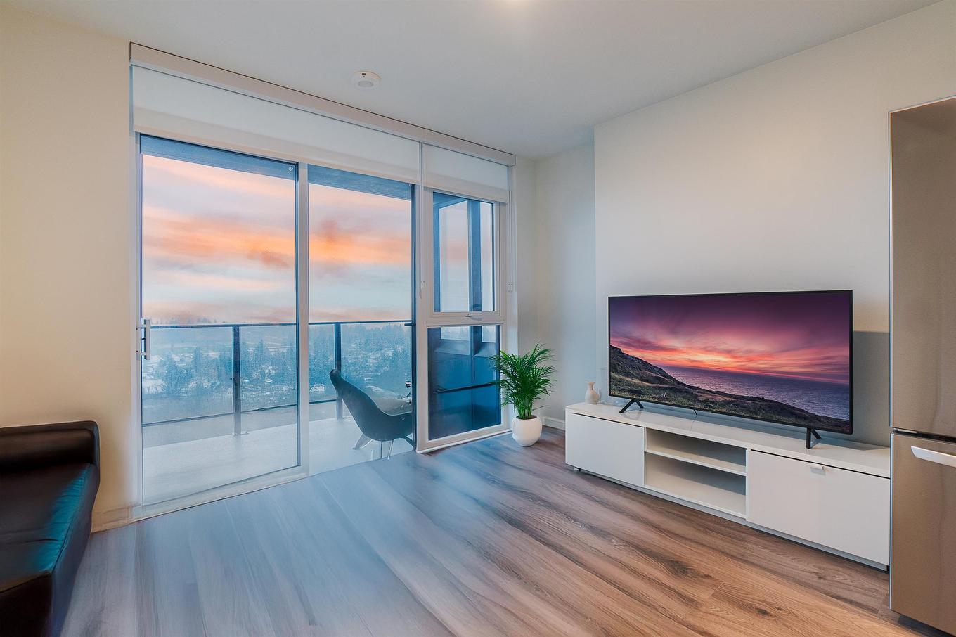 2501-13428 105 Avenue, Surrey, BC