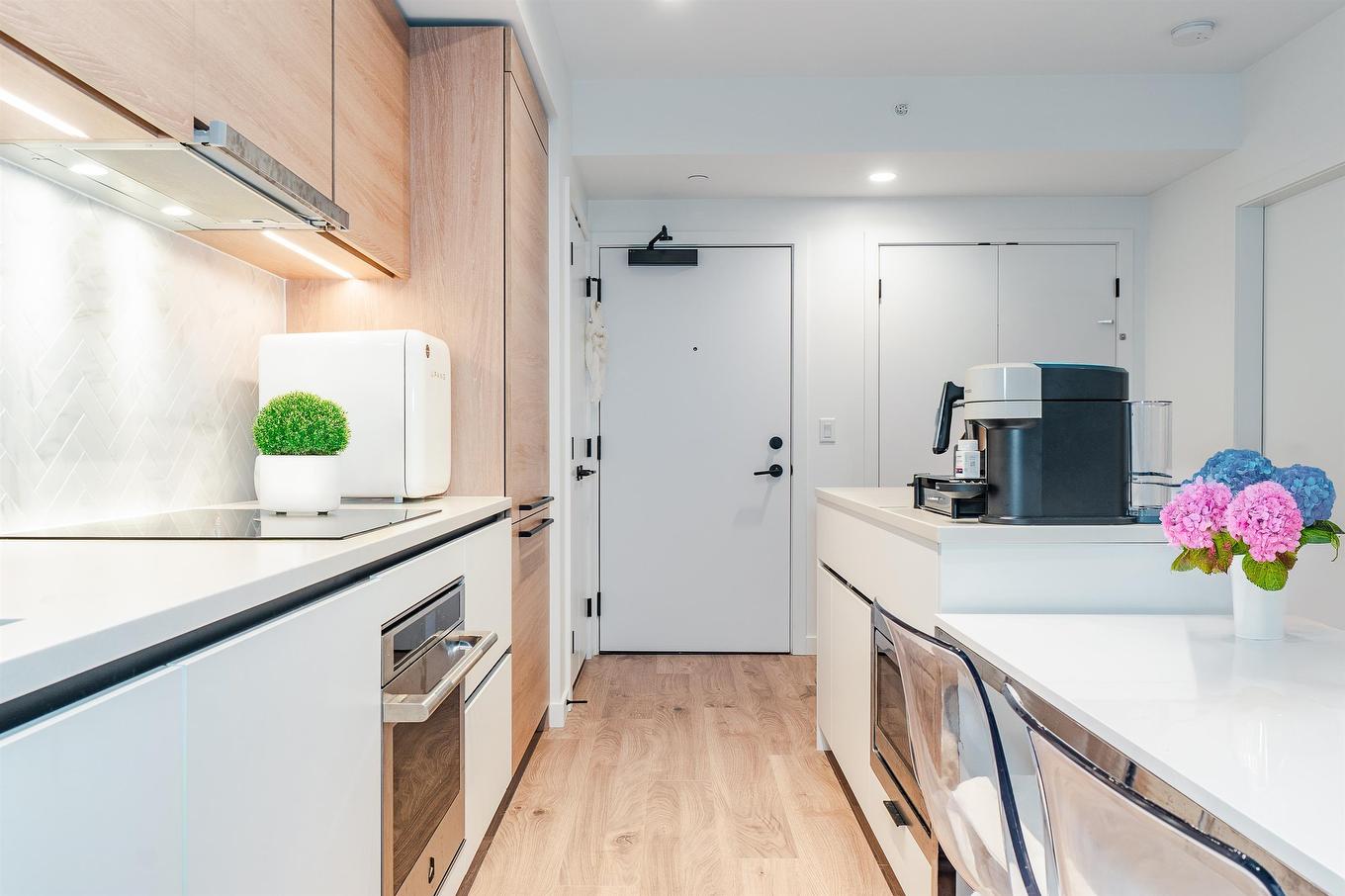 2501-13428 105 Avenue, Surrey, BC