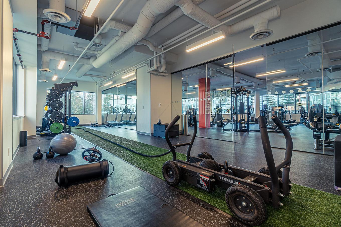 2501-13428 105 Avenue, Surrey, BC