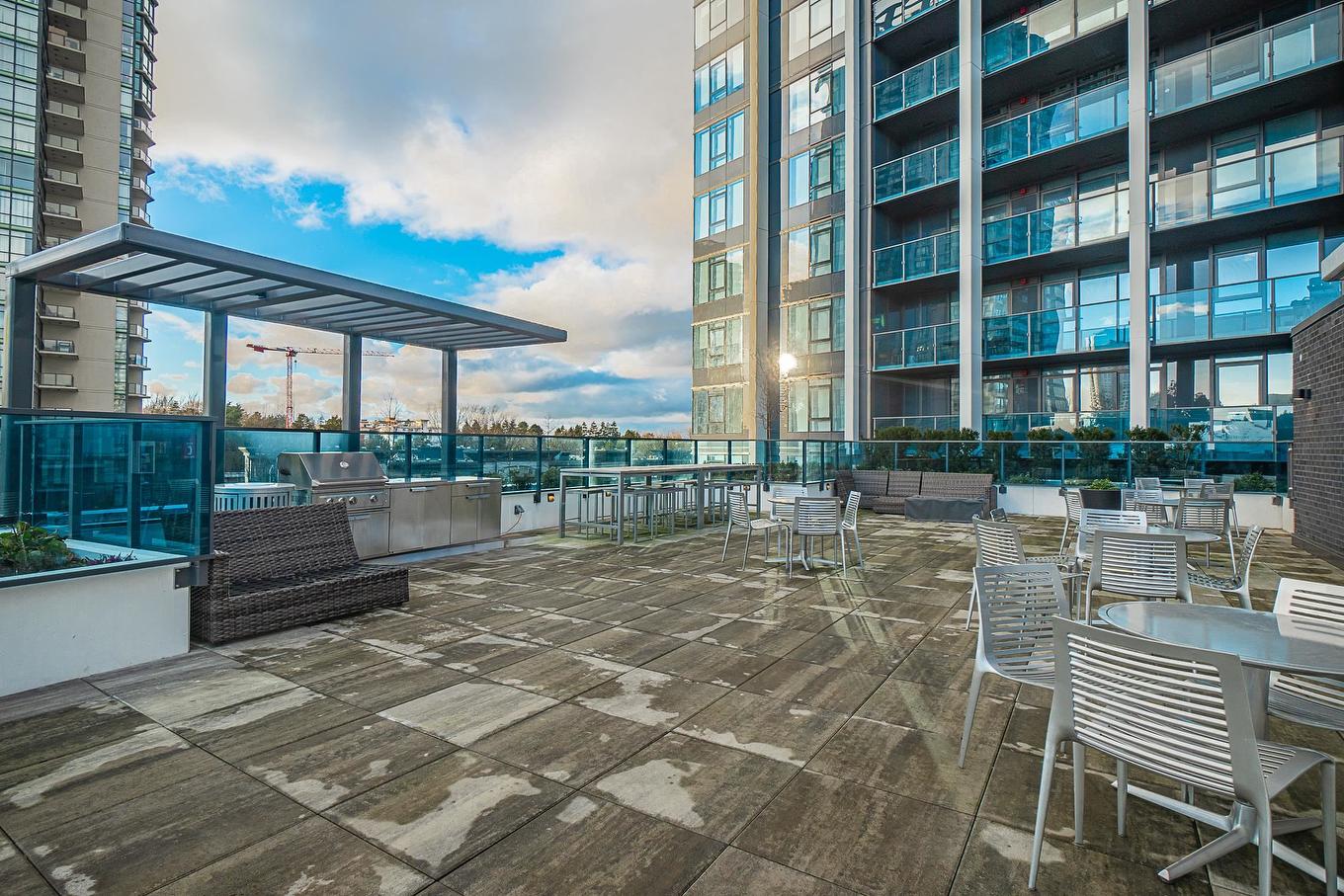 2501-13428 105 Avenue, Surrey, BC