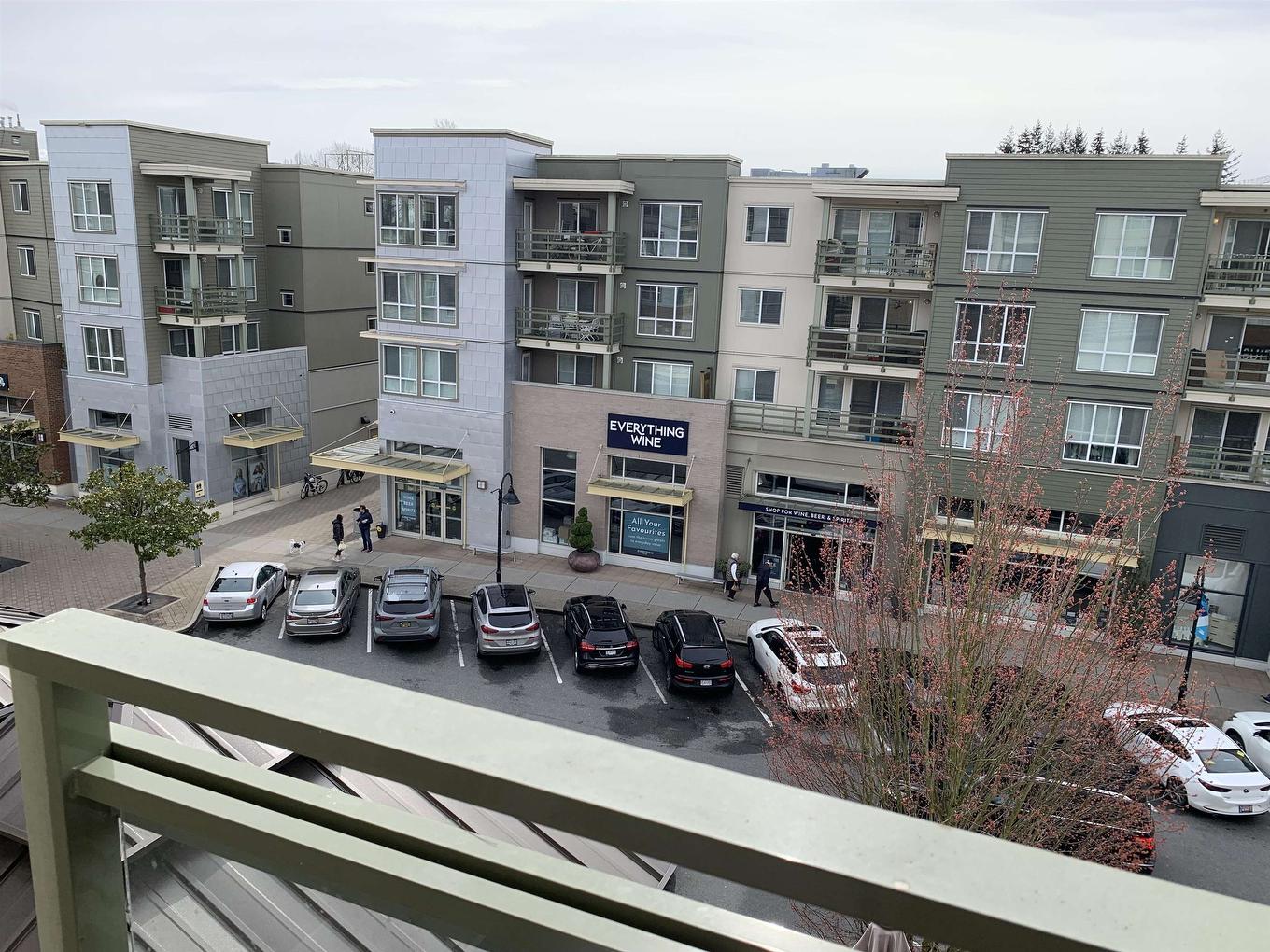 320-15745 Croydon Drive, Surrey, BC