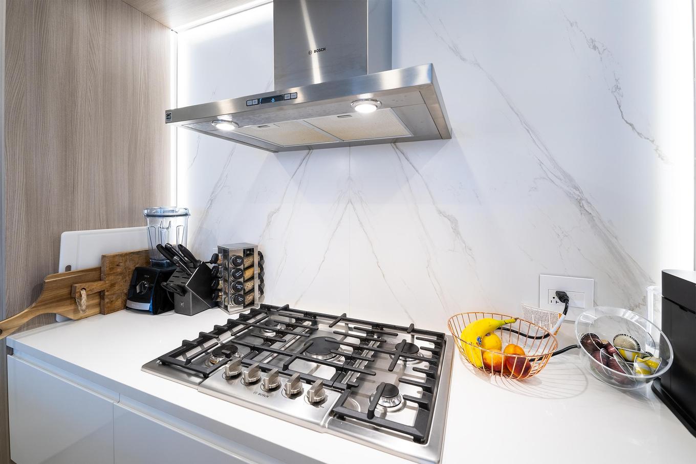 805-15165 Thrift Avenue, White Rock, BC