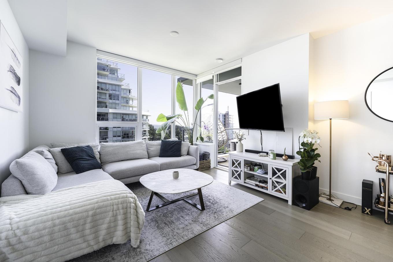 805-15165 Thrift Avenue, White Rock, BC