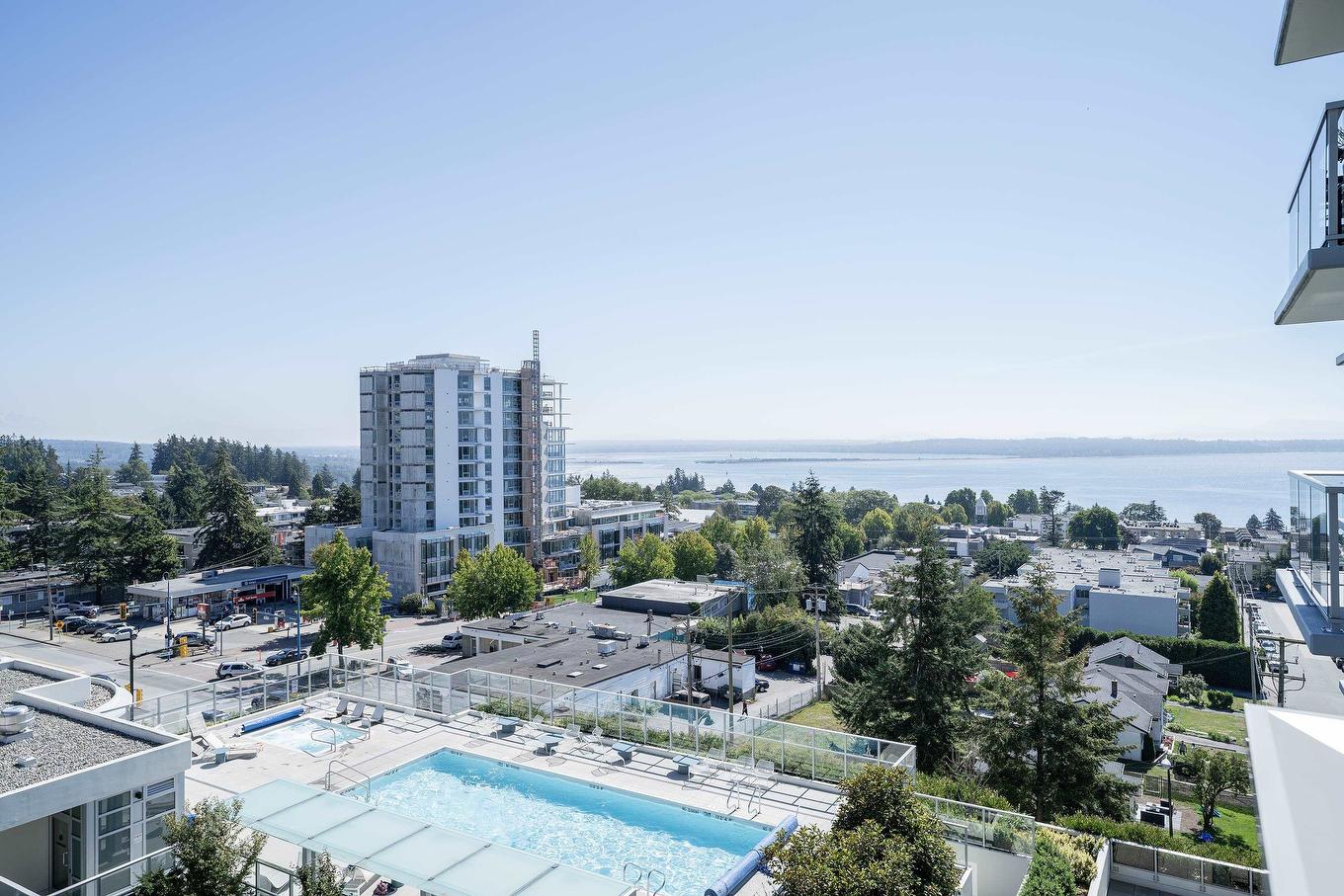 805-15165 Thrift Avenue, White Rock, BC