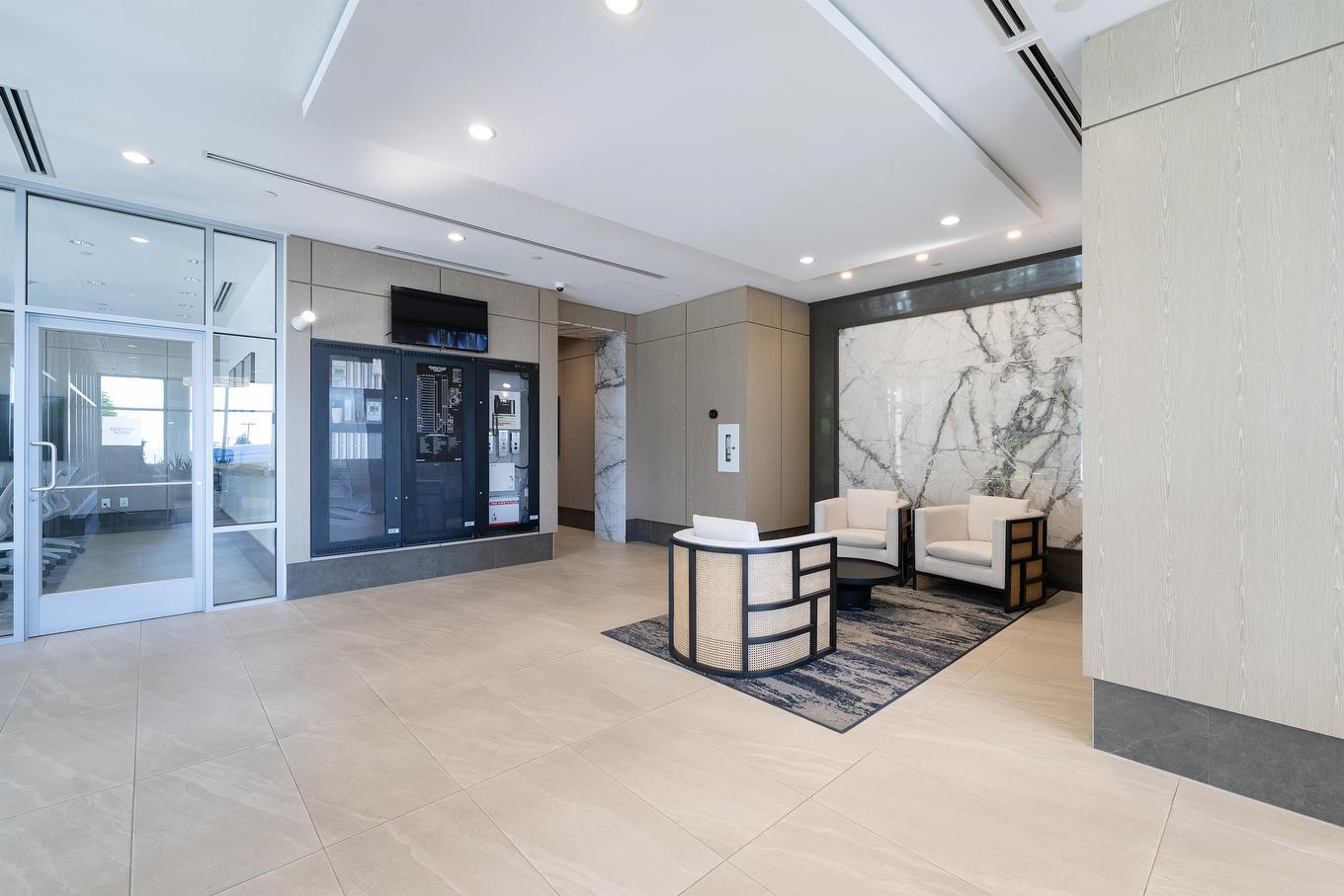 805-15165 Thrift Avenue, White Rock, BC