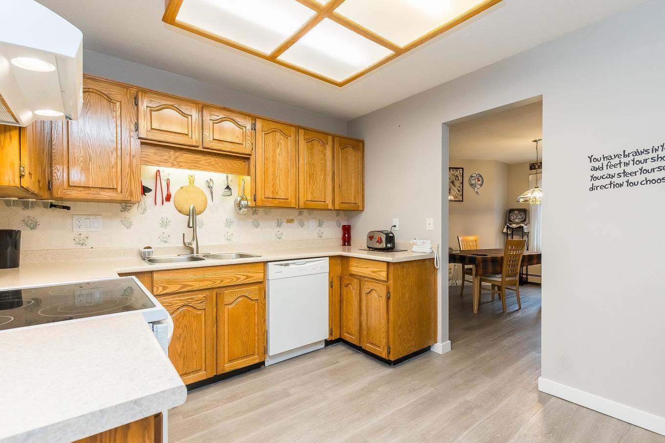 307-32823 Landeau Place, Abbotsford, BC