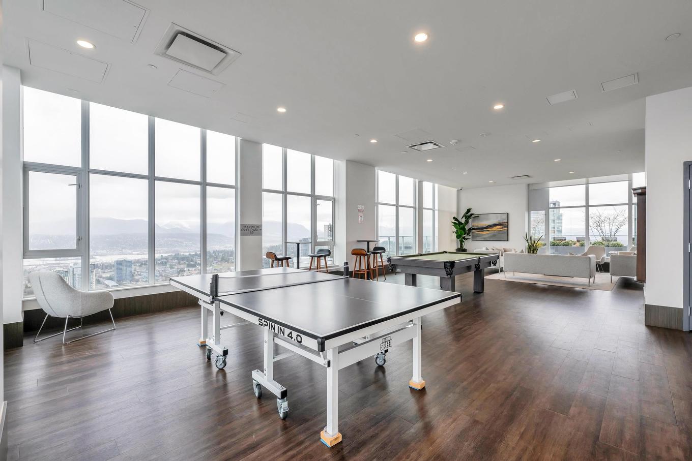 #1208-13350 Central Avenue N, Surrey, BC