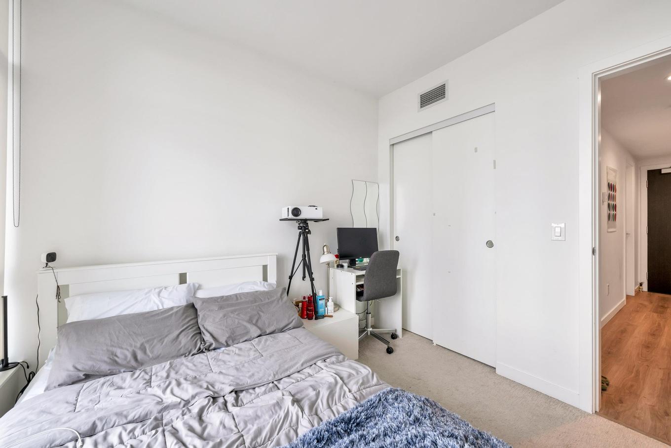 #1208-13350 Central Avenue N, Surrey, BC