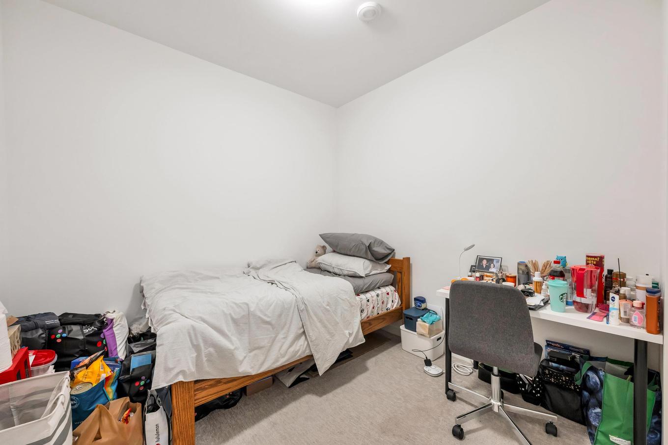 #1208-13350 Central Avenue N, Surrey, BC