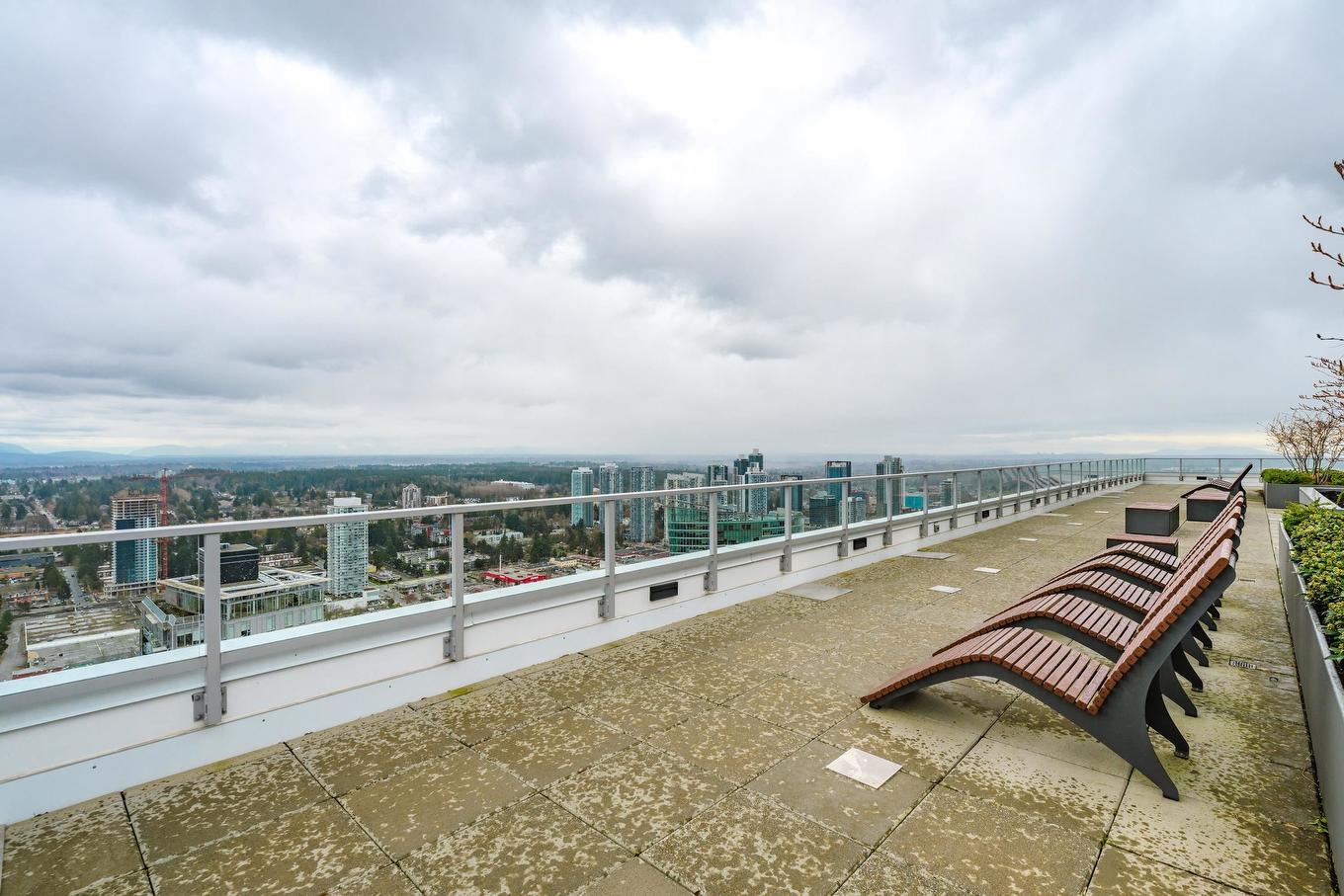 #1208-13350 Central Avenue N, Surrey, BC