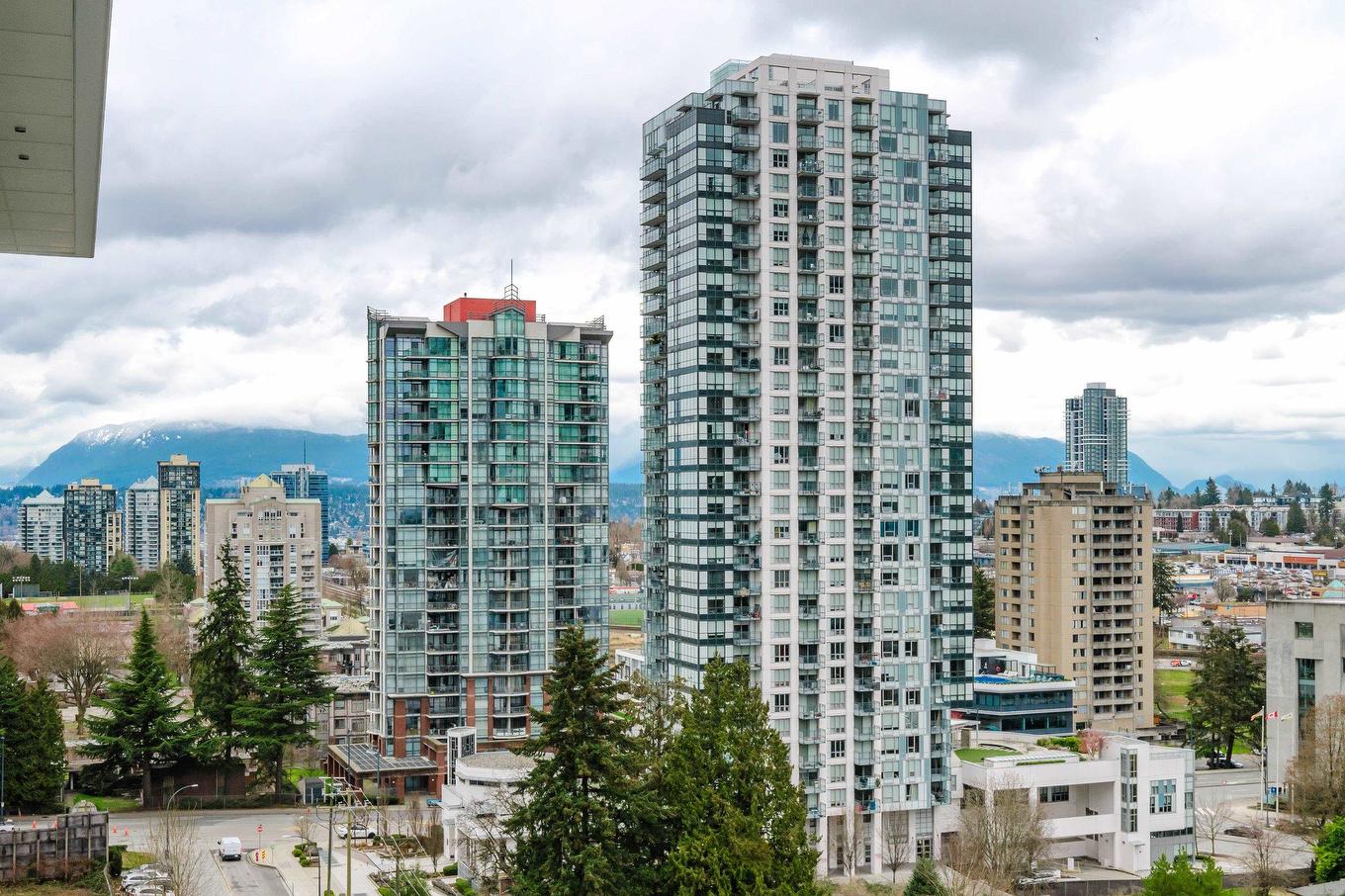 #1208-13350 Central Avenue N, Surrey, BC