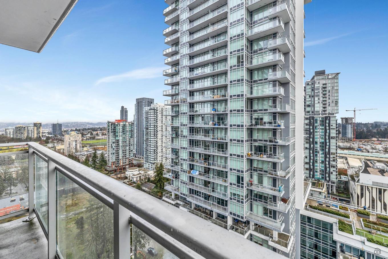 2607-13325 102A Avenue, Surrey, BC