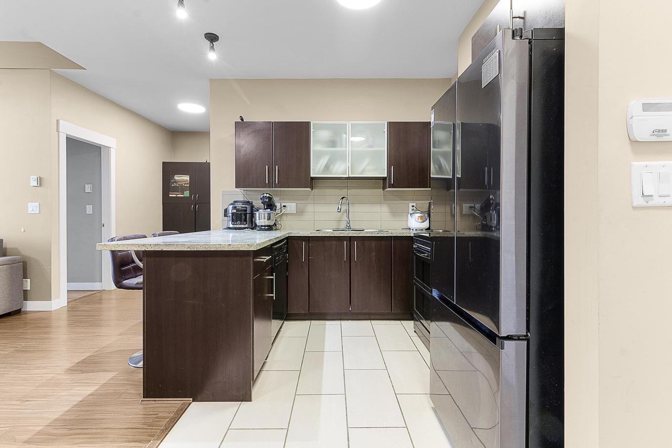 410-33546 Holland Avenue, Abbotsford, BC