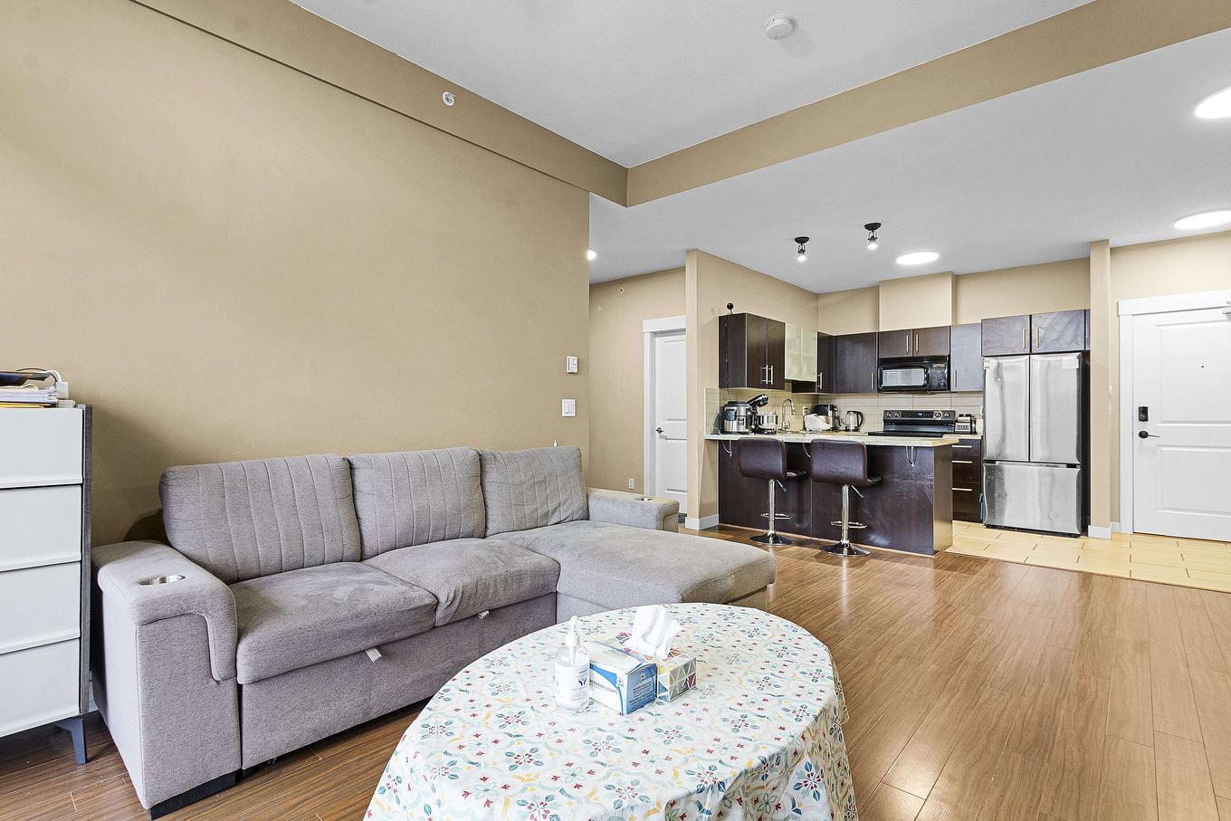 410-33546 Holland Avenue, Abbotsford, BC