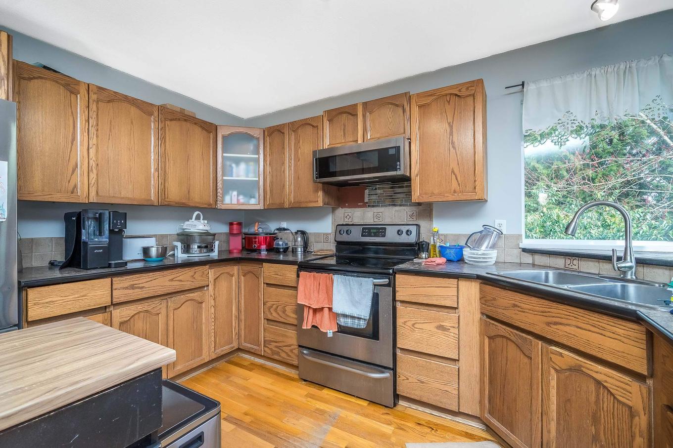 32958 Harwood Place, Abbotsford, BC