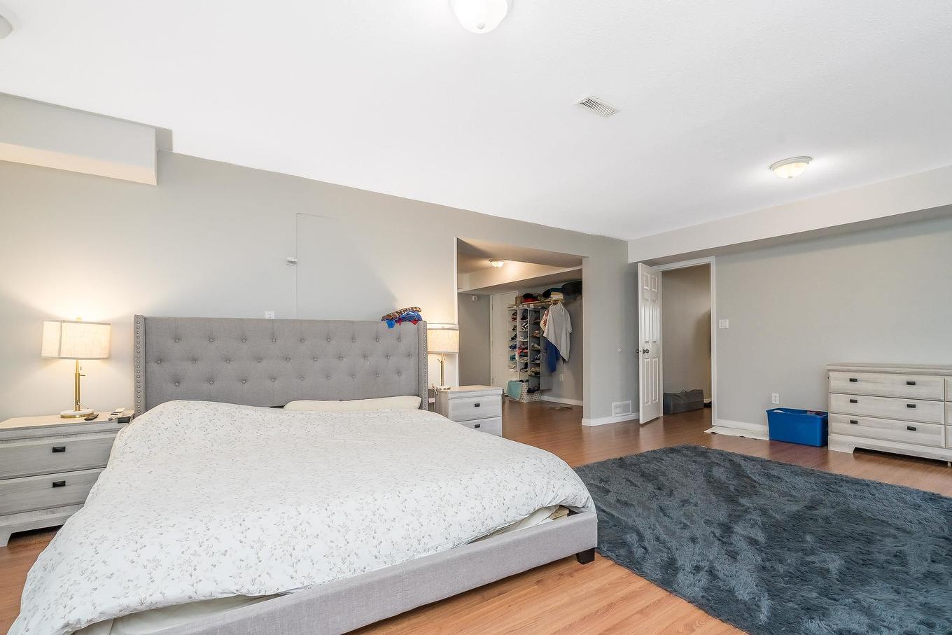 32958 Harwood Place, Abbotsford, BC