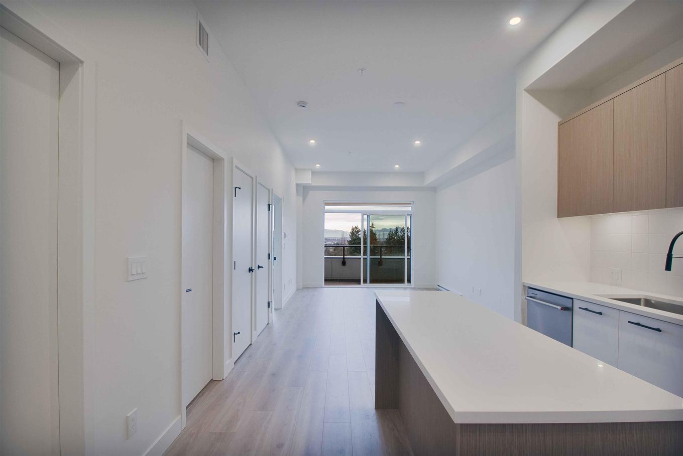 411-2620 152 Street, Surrey, BC