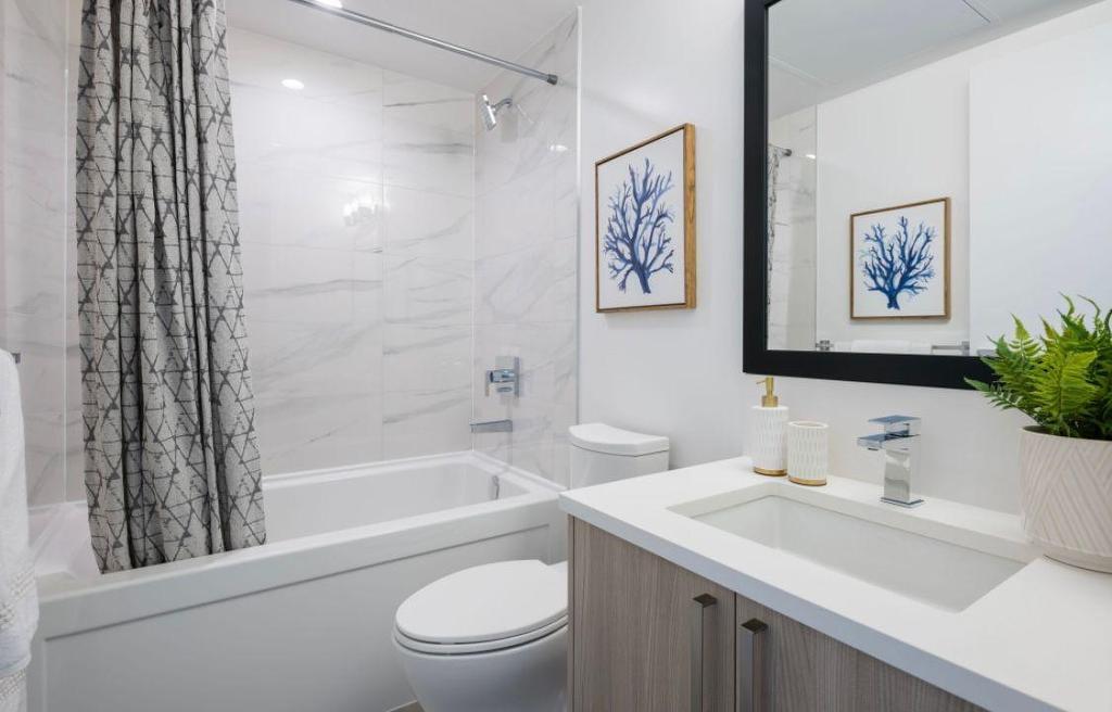 3211-13350 Central Avenue, Surrey, BC