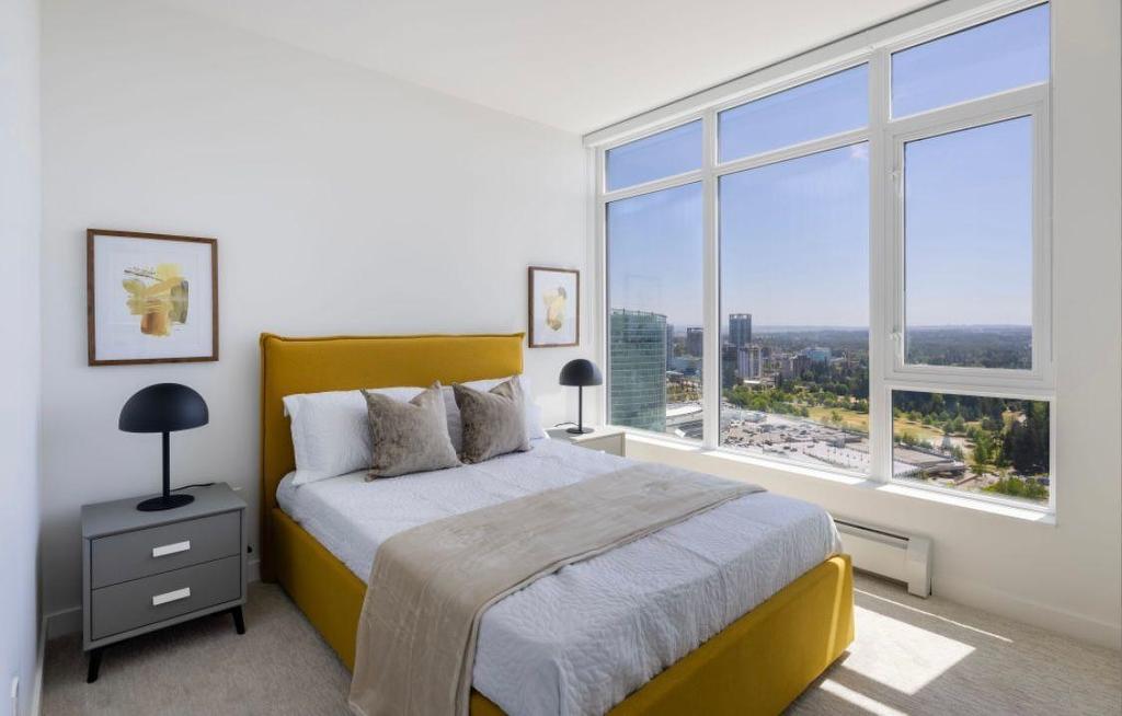 3211-13350 Central Avenue, Surrey, BC