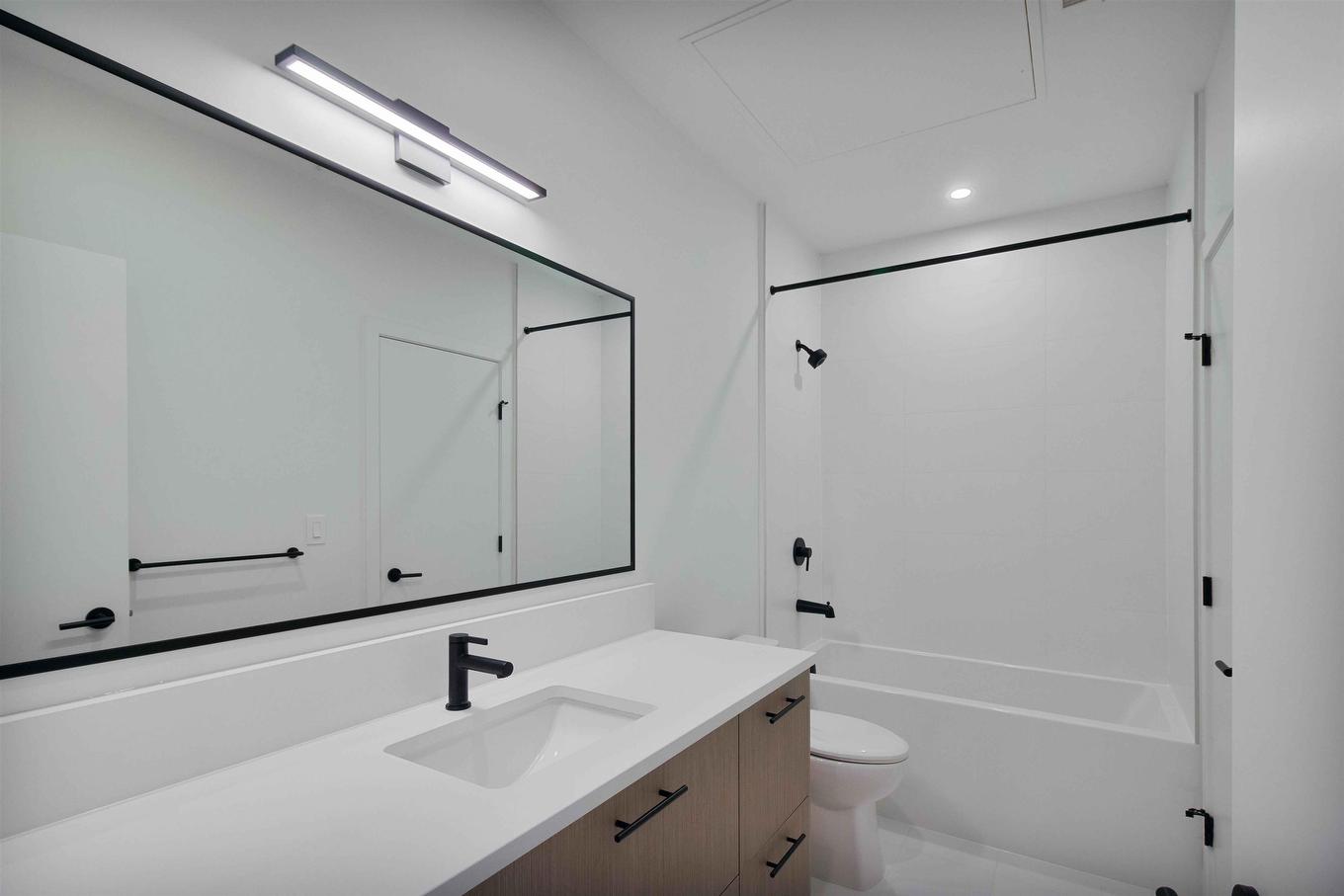 415-2620 152 Street, Surrey, BC