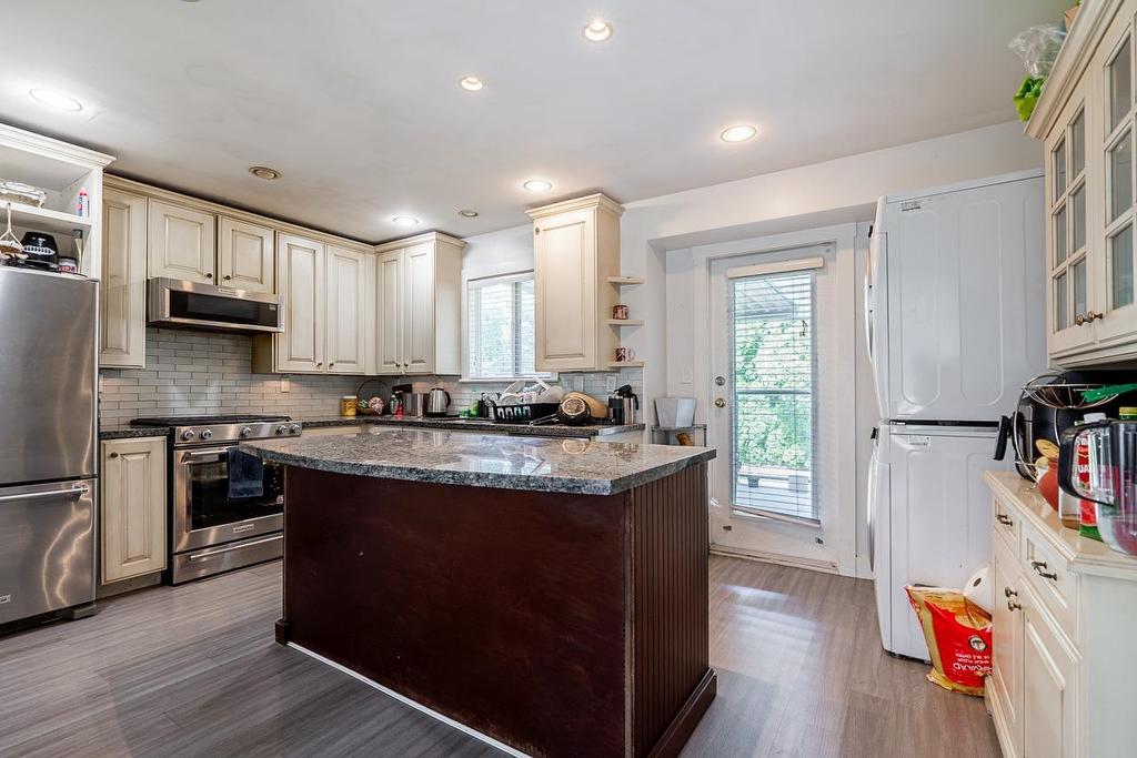 11695 64 Avenue, Delta, BC