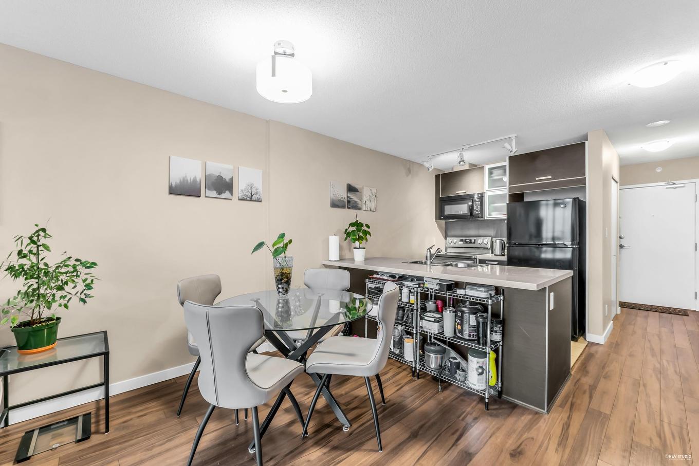 2908-9981 Whalley Boulevard, Surrey, BC