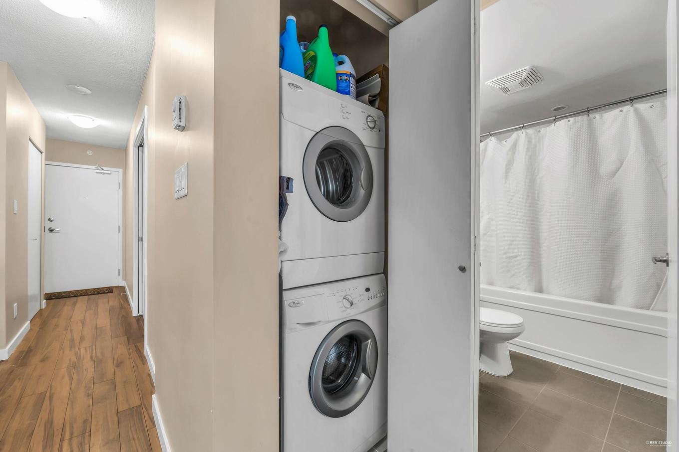 2908-9981 Whalley Boulevard, Surrey, BC