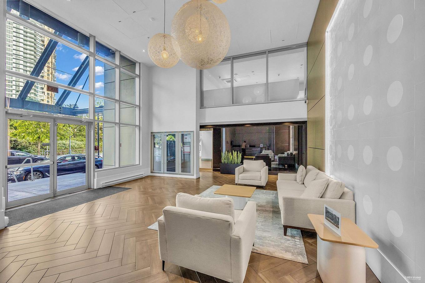 2908-9981 Whalley Boulevard, Surrey, BC