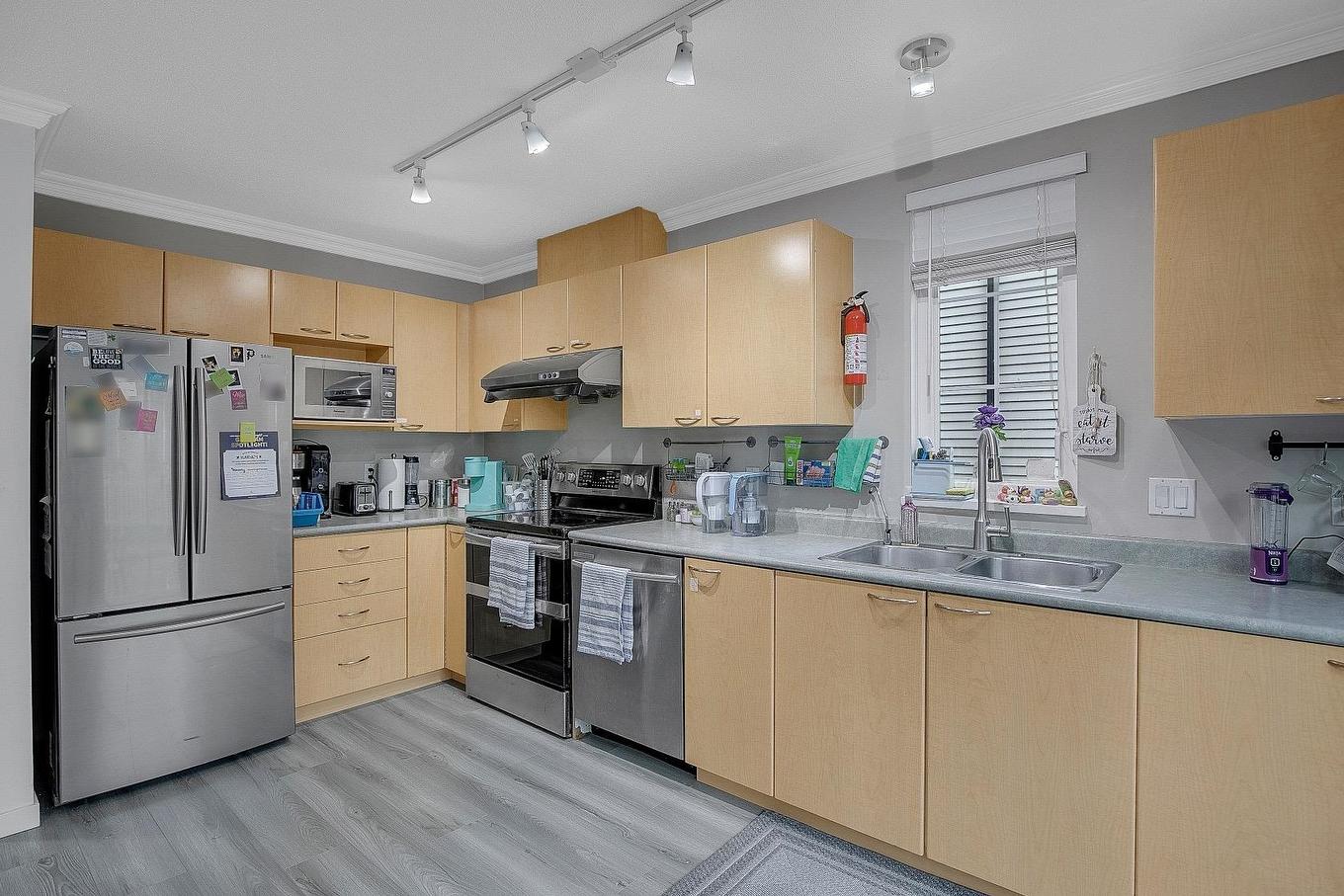 19-12778 66 Avenue, Surrey, BC