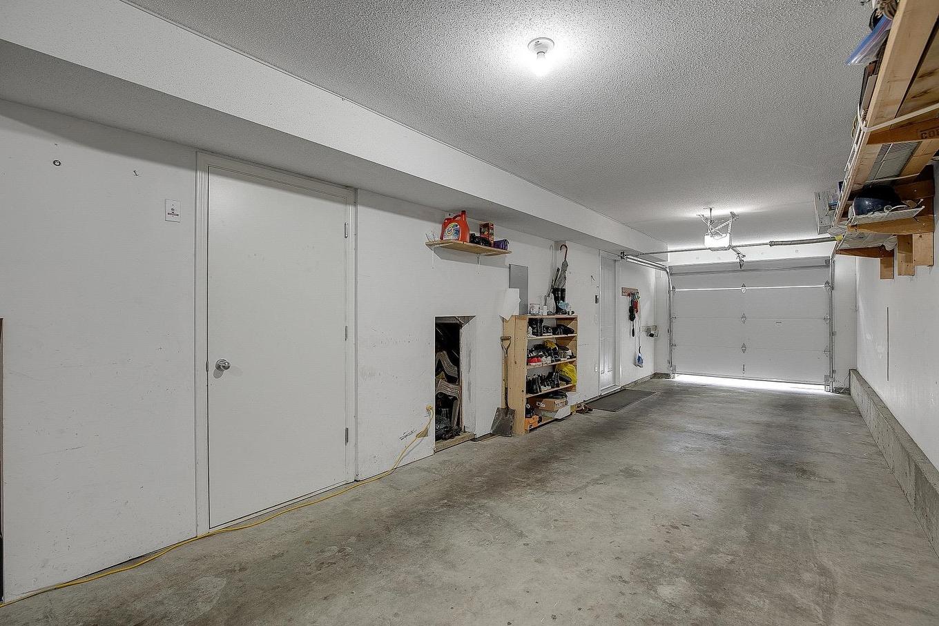 19-12778 66 Avenue, Surrey, BC