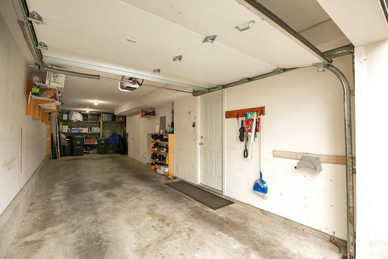 19-12778 66 Avenue, Surrey, BC