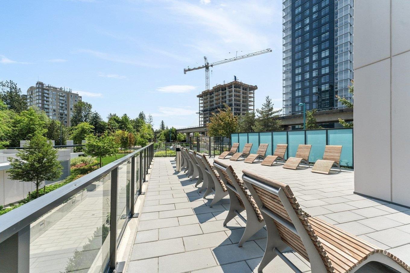 3304-9887 Whalley Boulevard, Surrey, BC