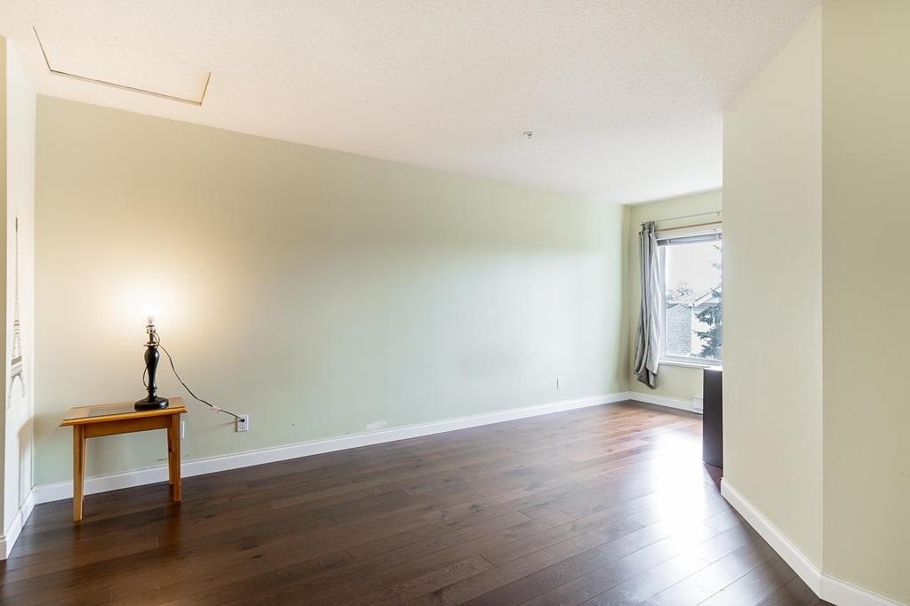 303-12110 80Th Avenue, Surrey, BC