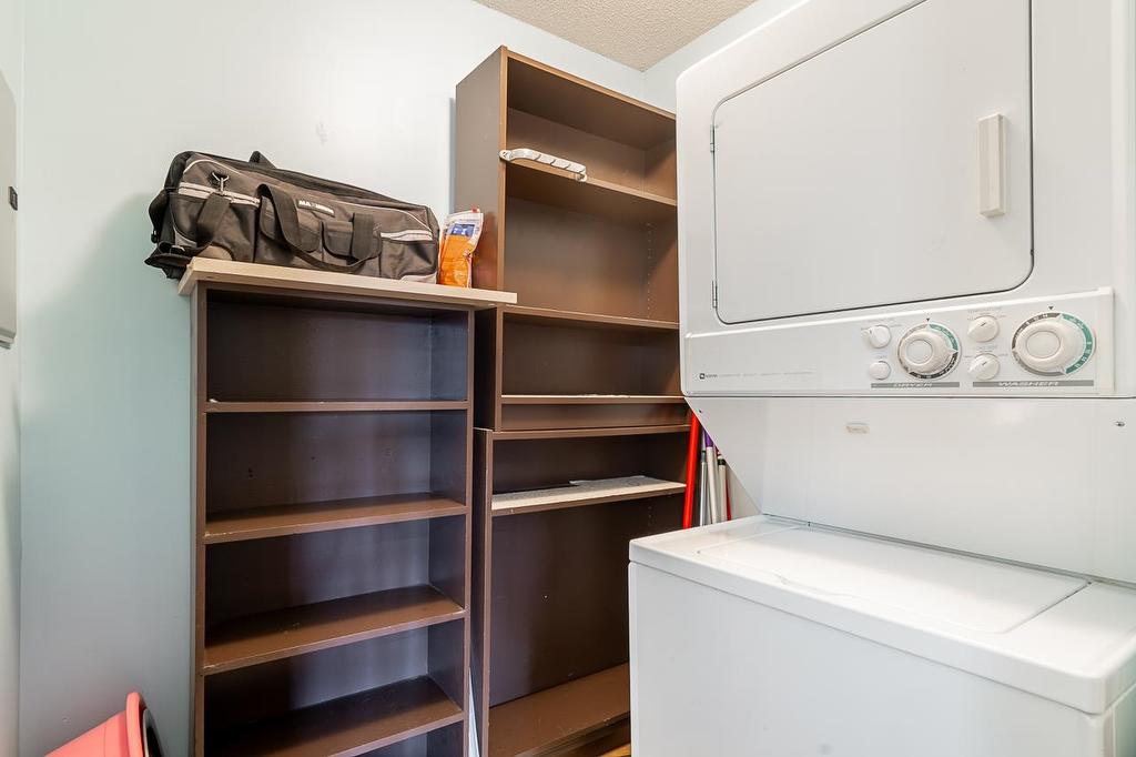 303-12110 80Th Avenue, Surrey, BC