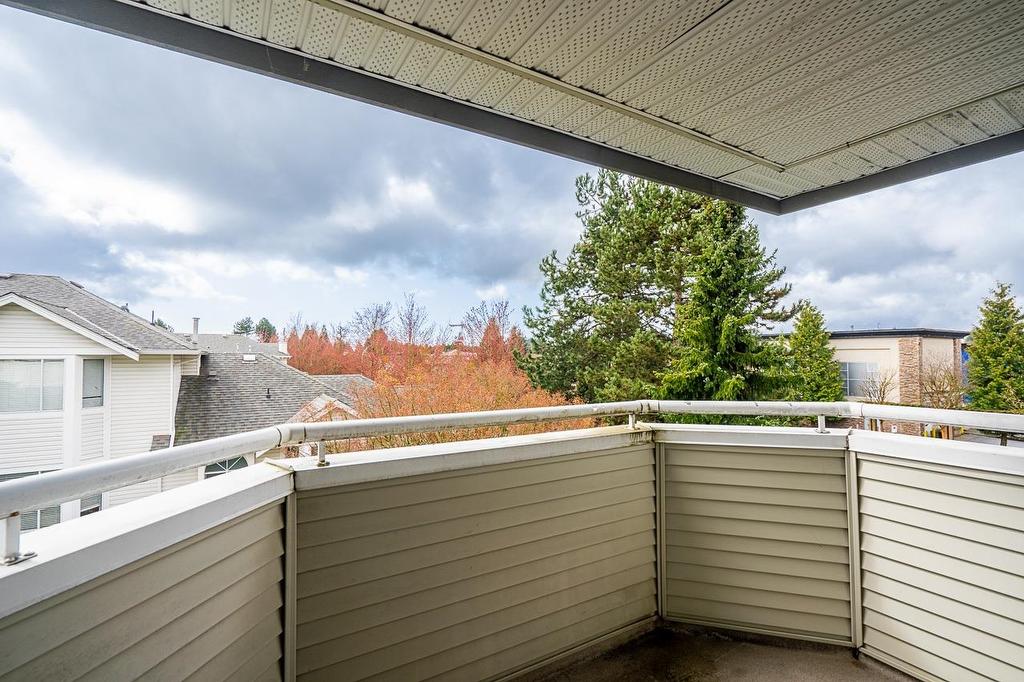 303-12110 80Th Avenue, Surrey, BC