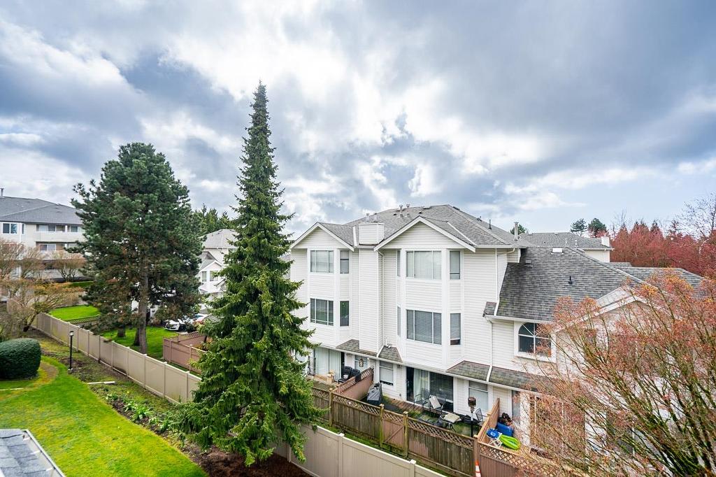 303-12110 80Th Avenue, Surrey, BC