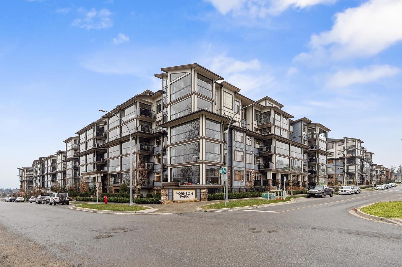 212-8526 202B Street, Langley, BC