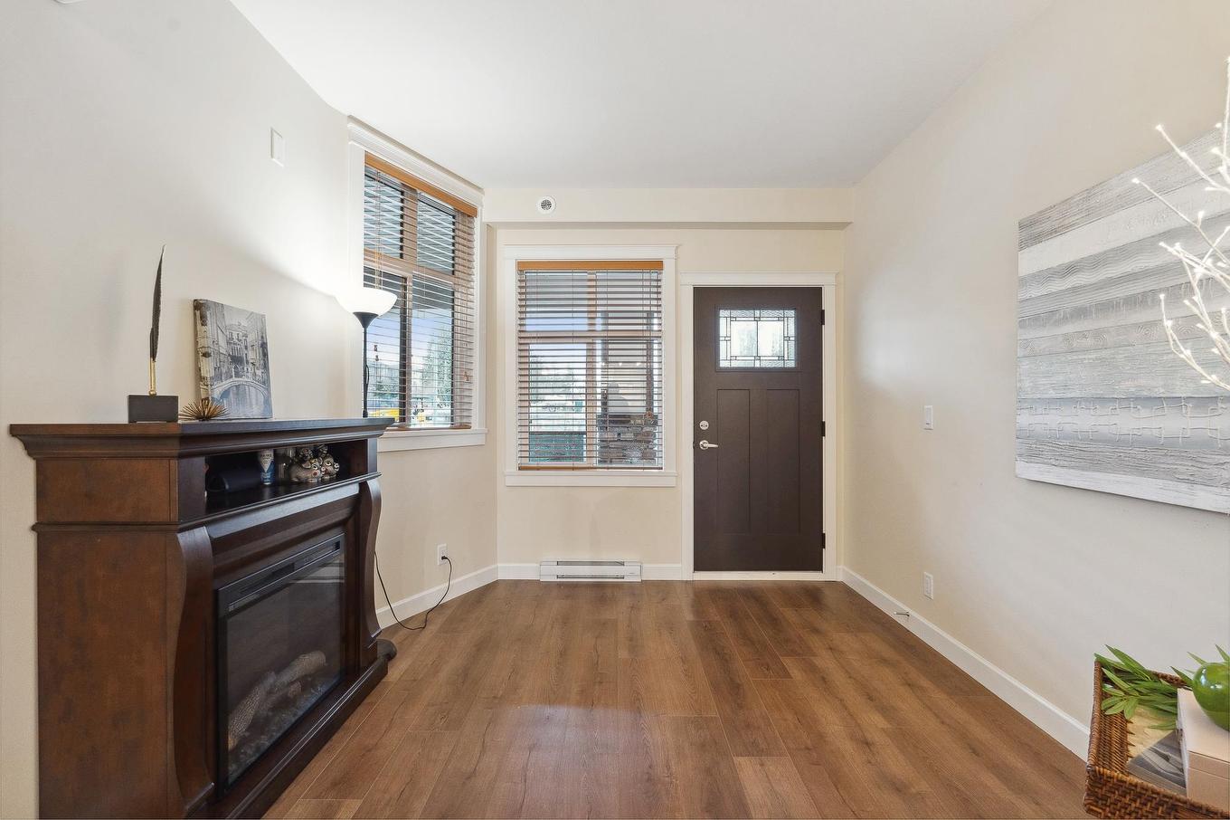 212-8526 202B Street, Langley, BC