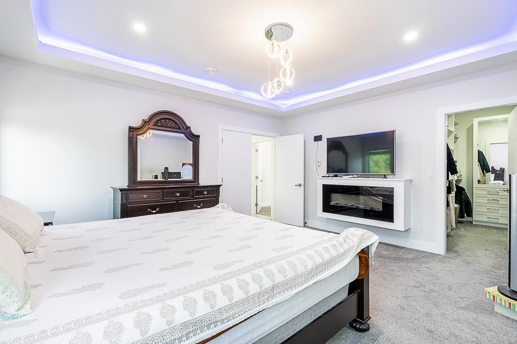 7079 194A Street, Surrey, BC