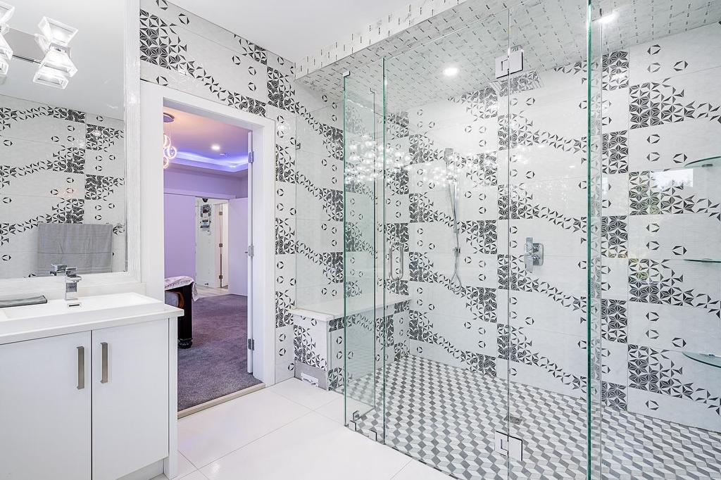 7079 194A Street, Surrey, BC