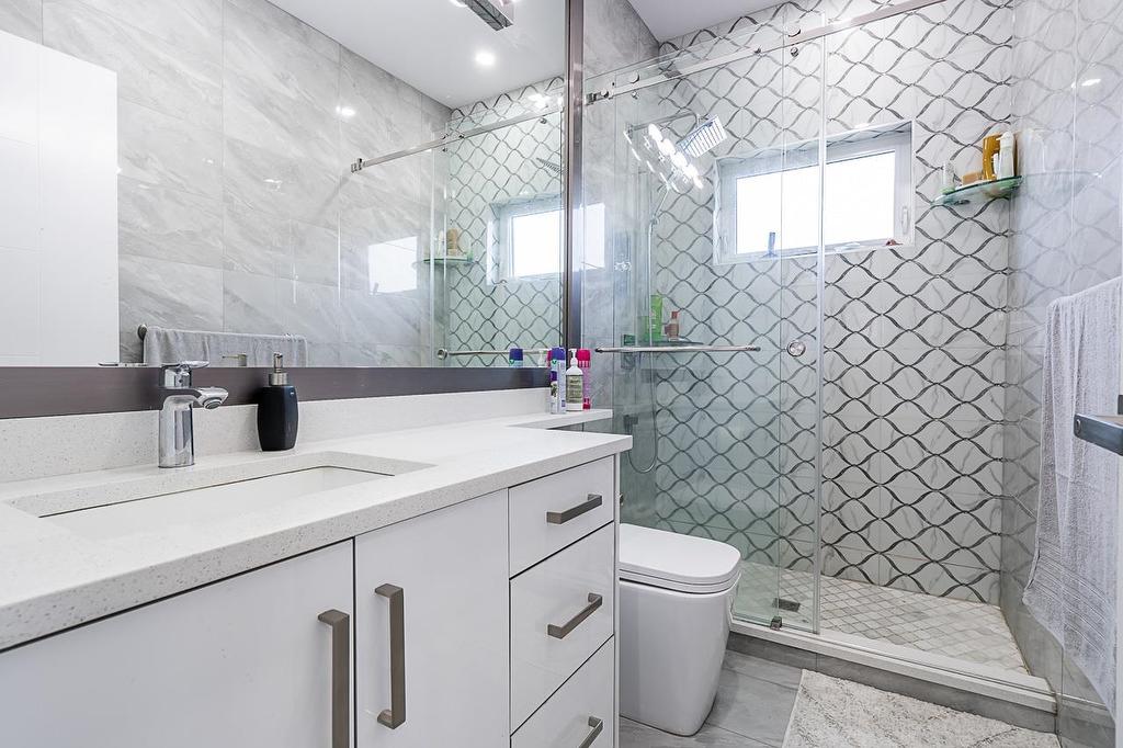 7079 194A Street, Surrey, BC