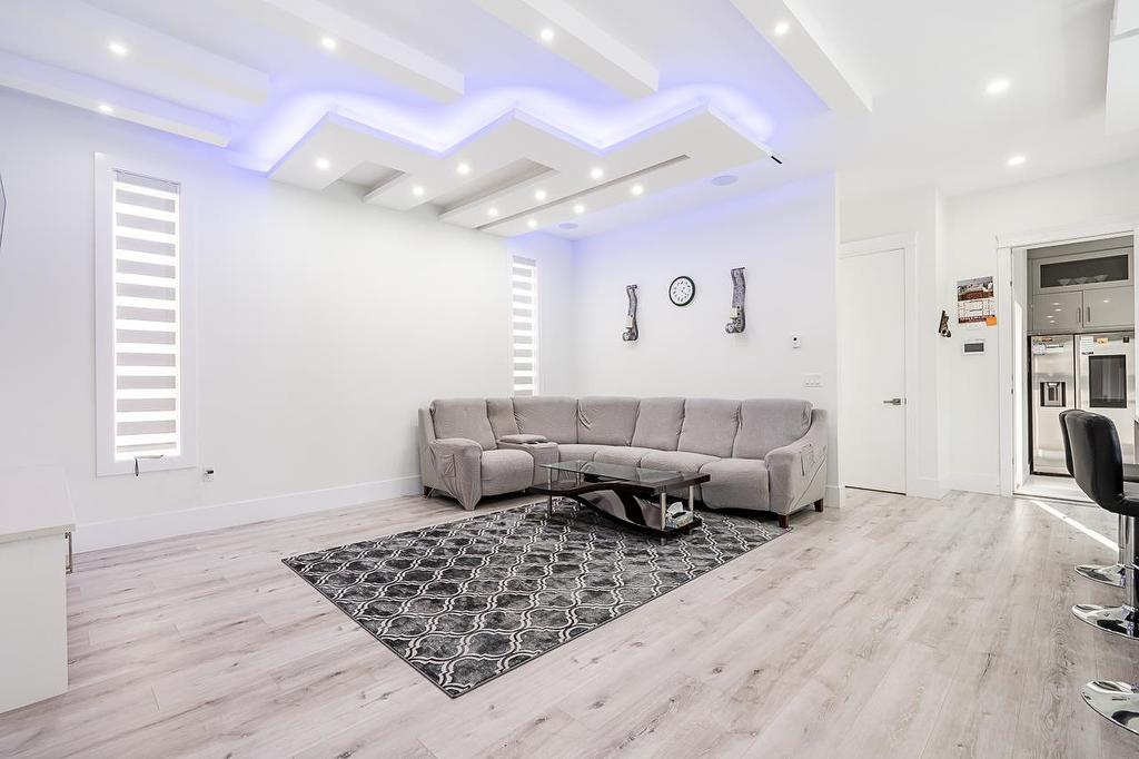 7079 194A Street, Surrey, BC