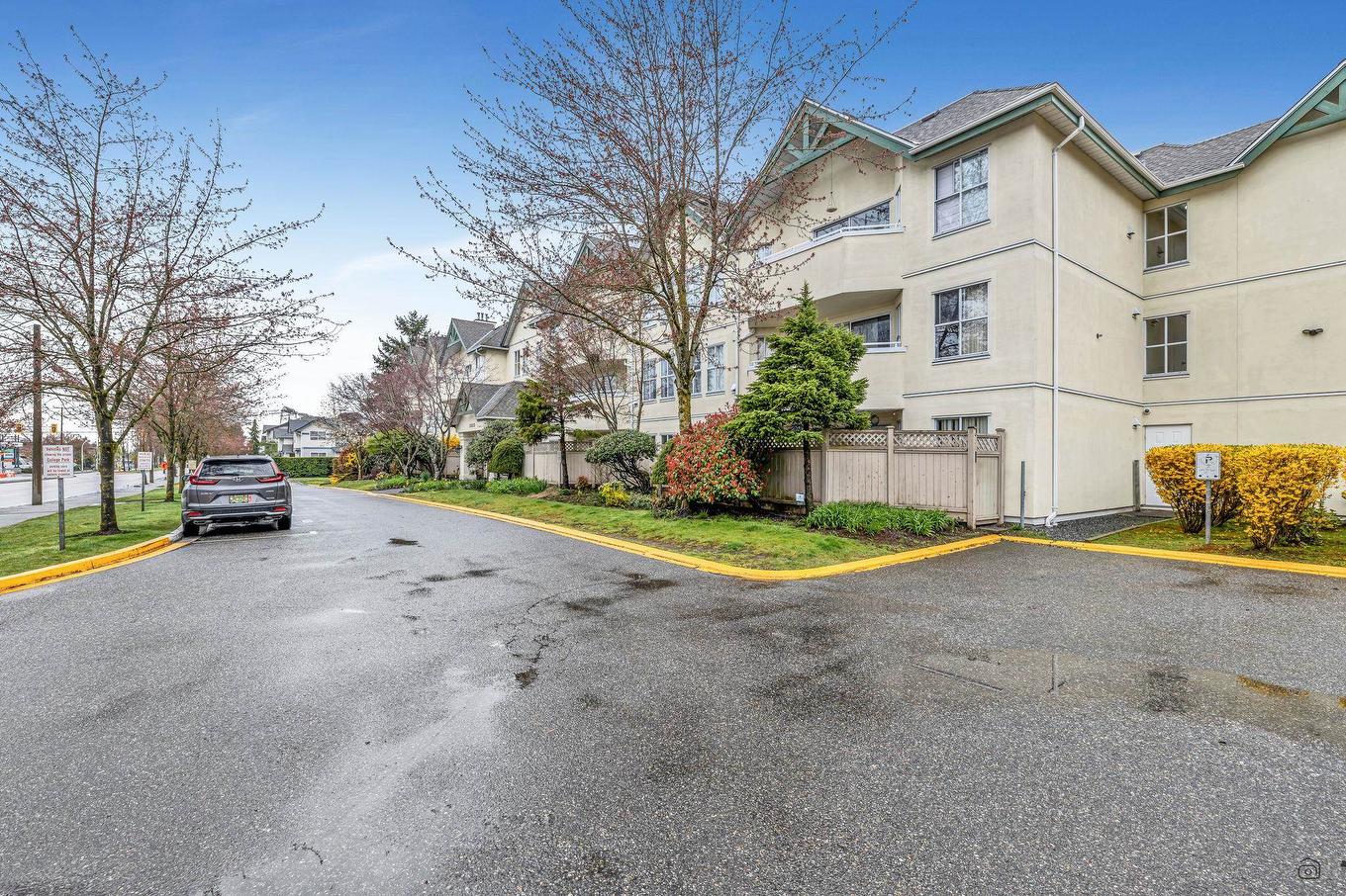 112-12633 72 Avenue, Surrey, BC