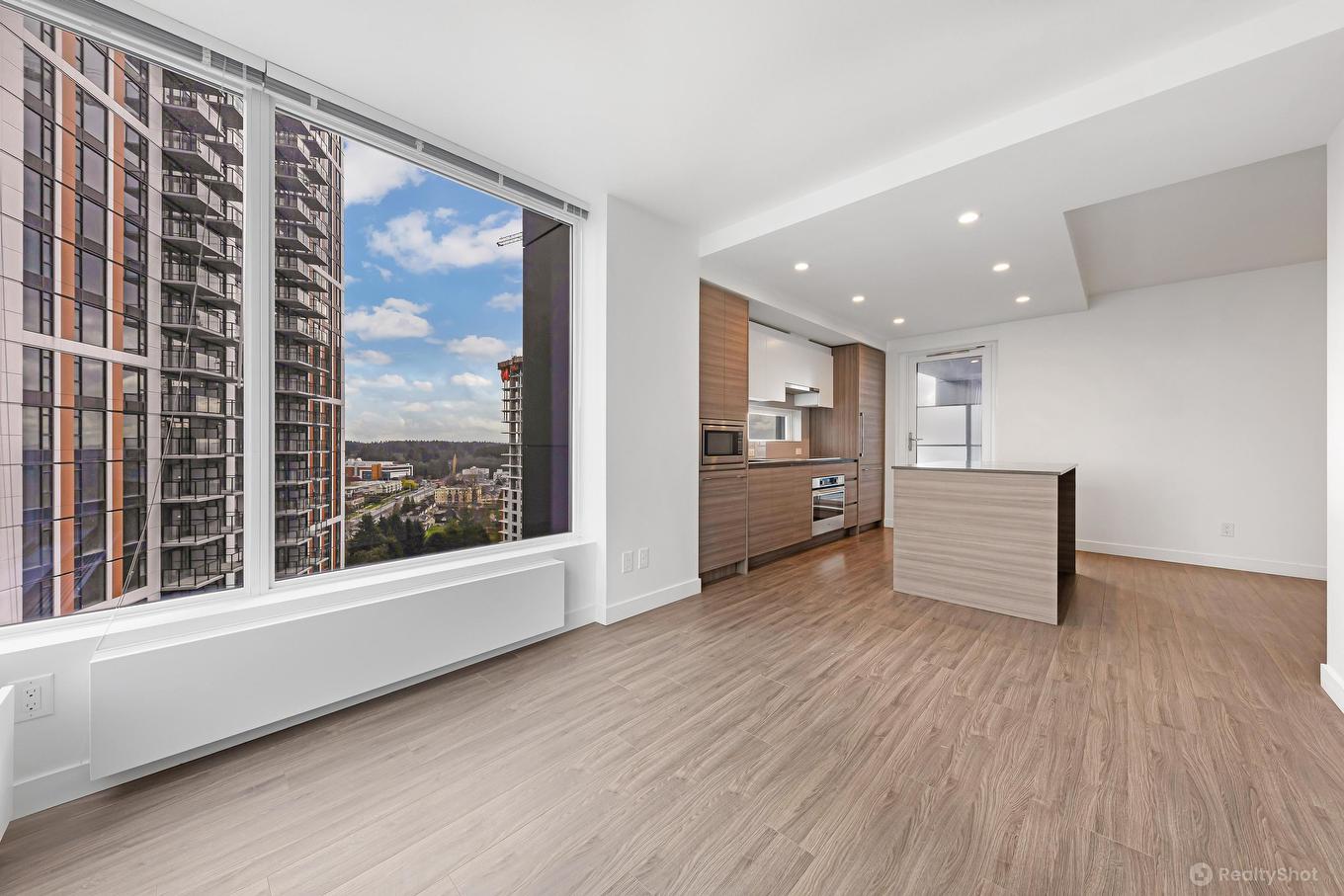 1909-13655 Fraser Highway, Surrey, BC