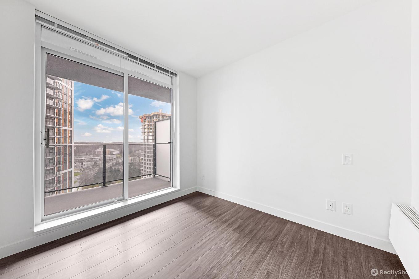 1909-13655 Fraser Highway, Surrey, BC