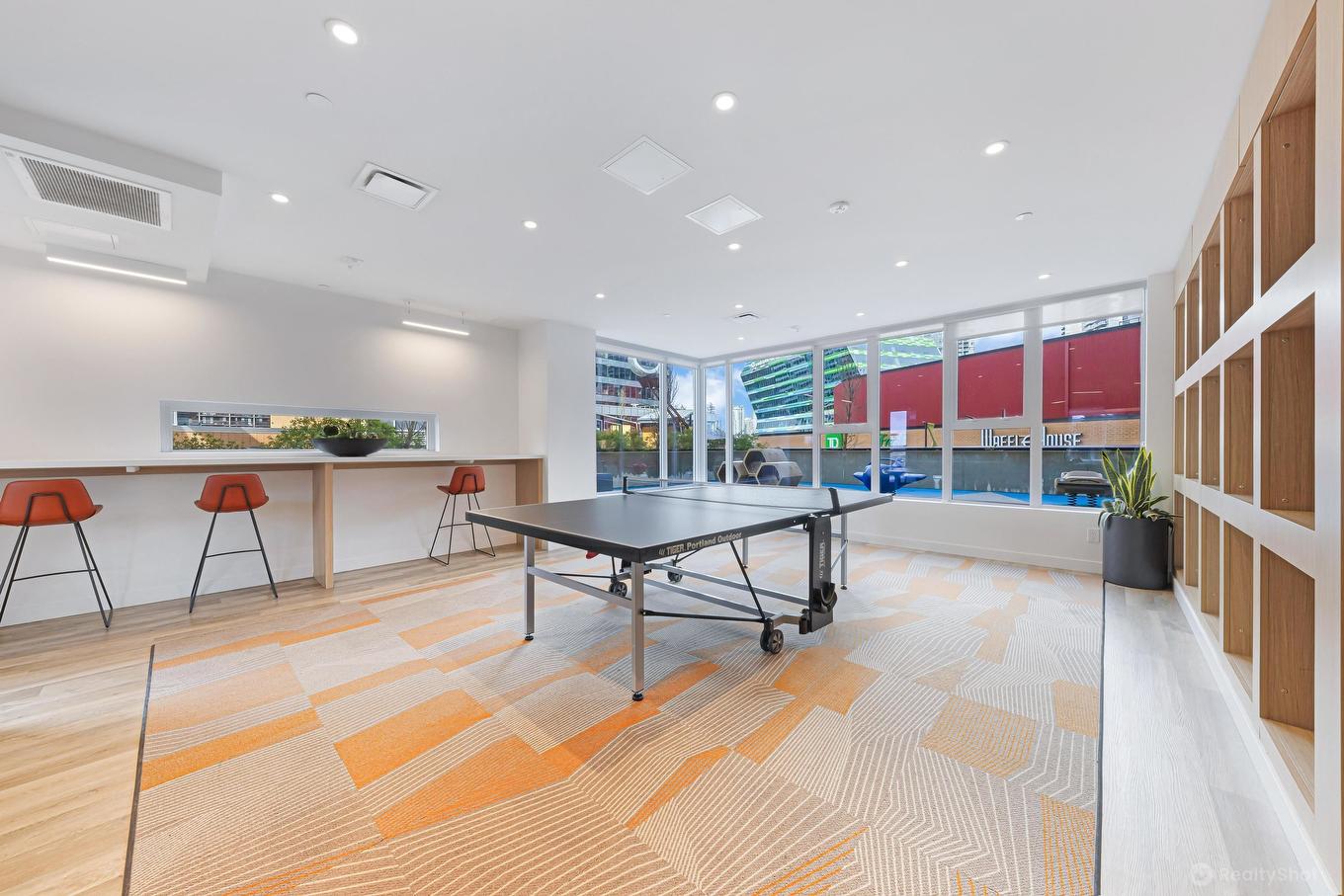 1909-13655 Fraser Highway, Surrey, BC